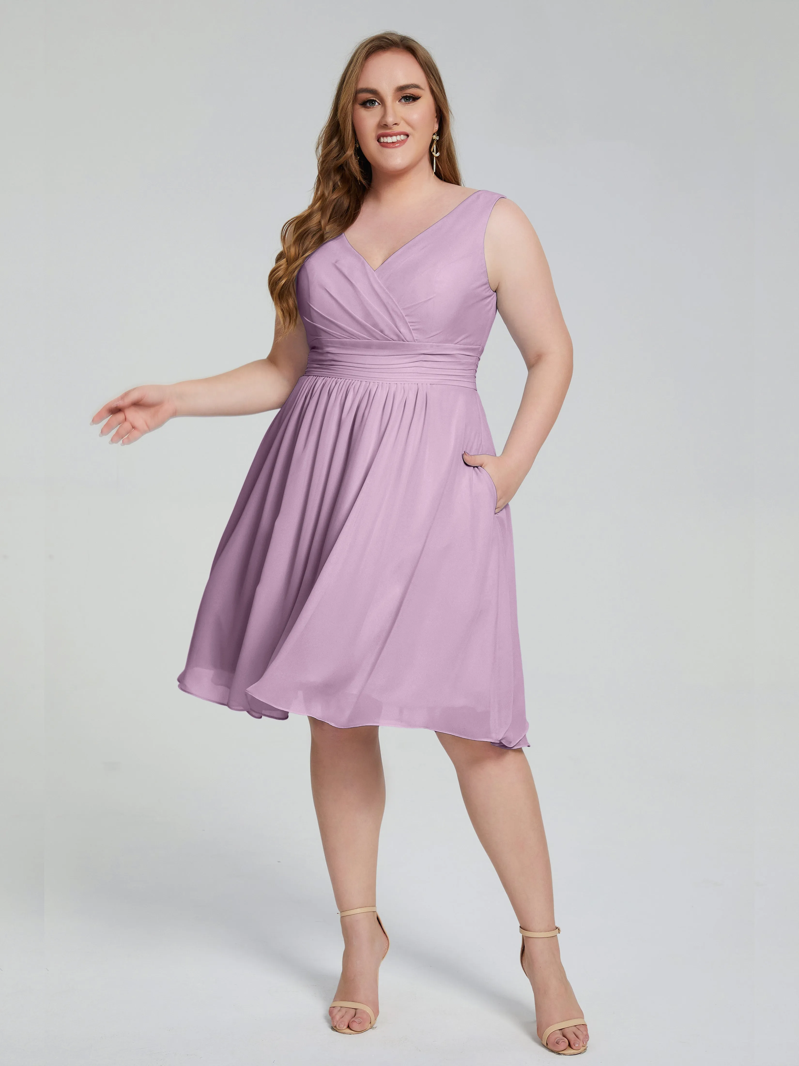 Callie Elegant Plus Size V-neck Chiffon Bridesmaid Dresses