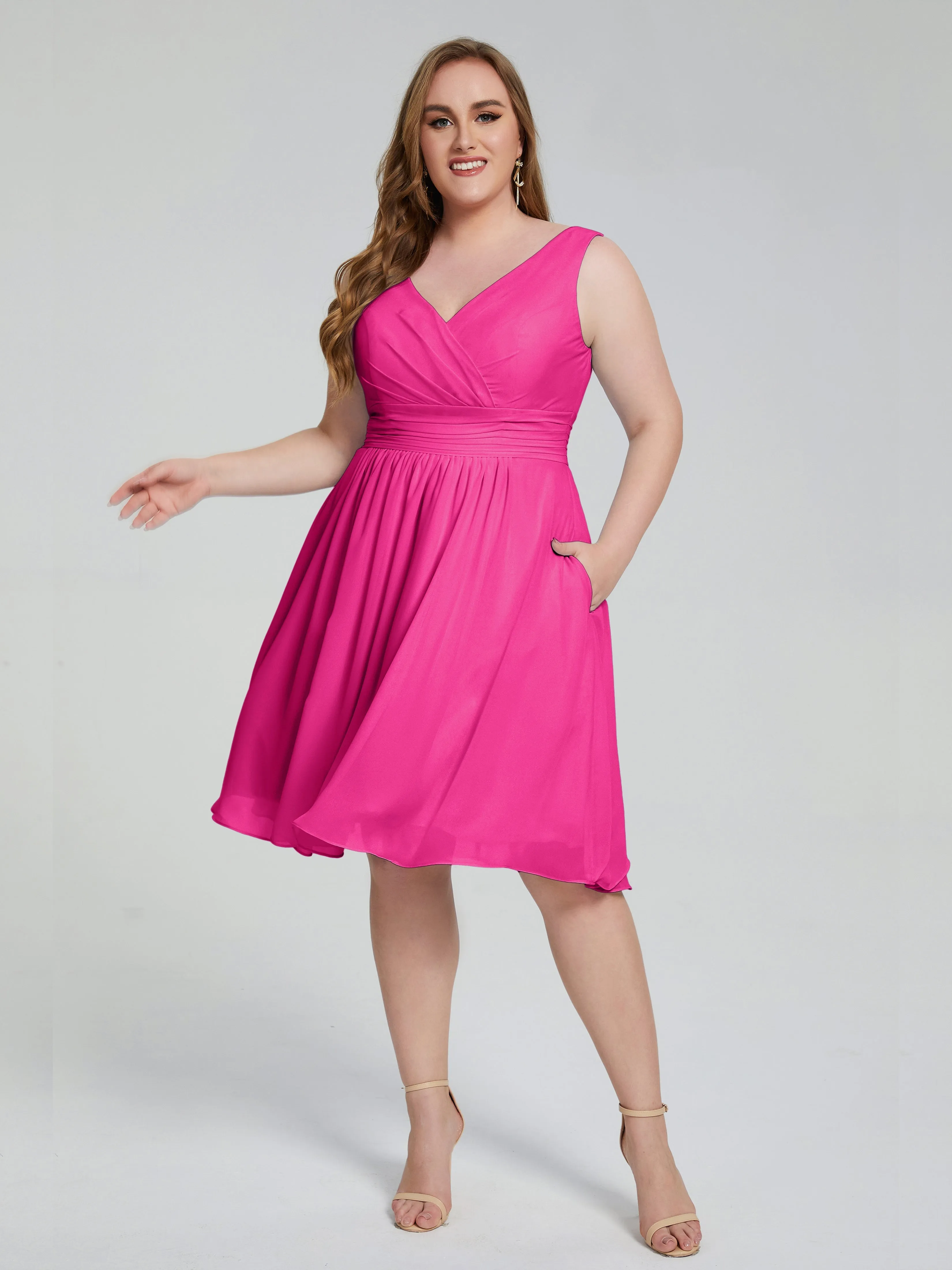 Callie Elegant Plus Size V-neck Chiffon Bridesmaid Dresses