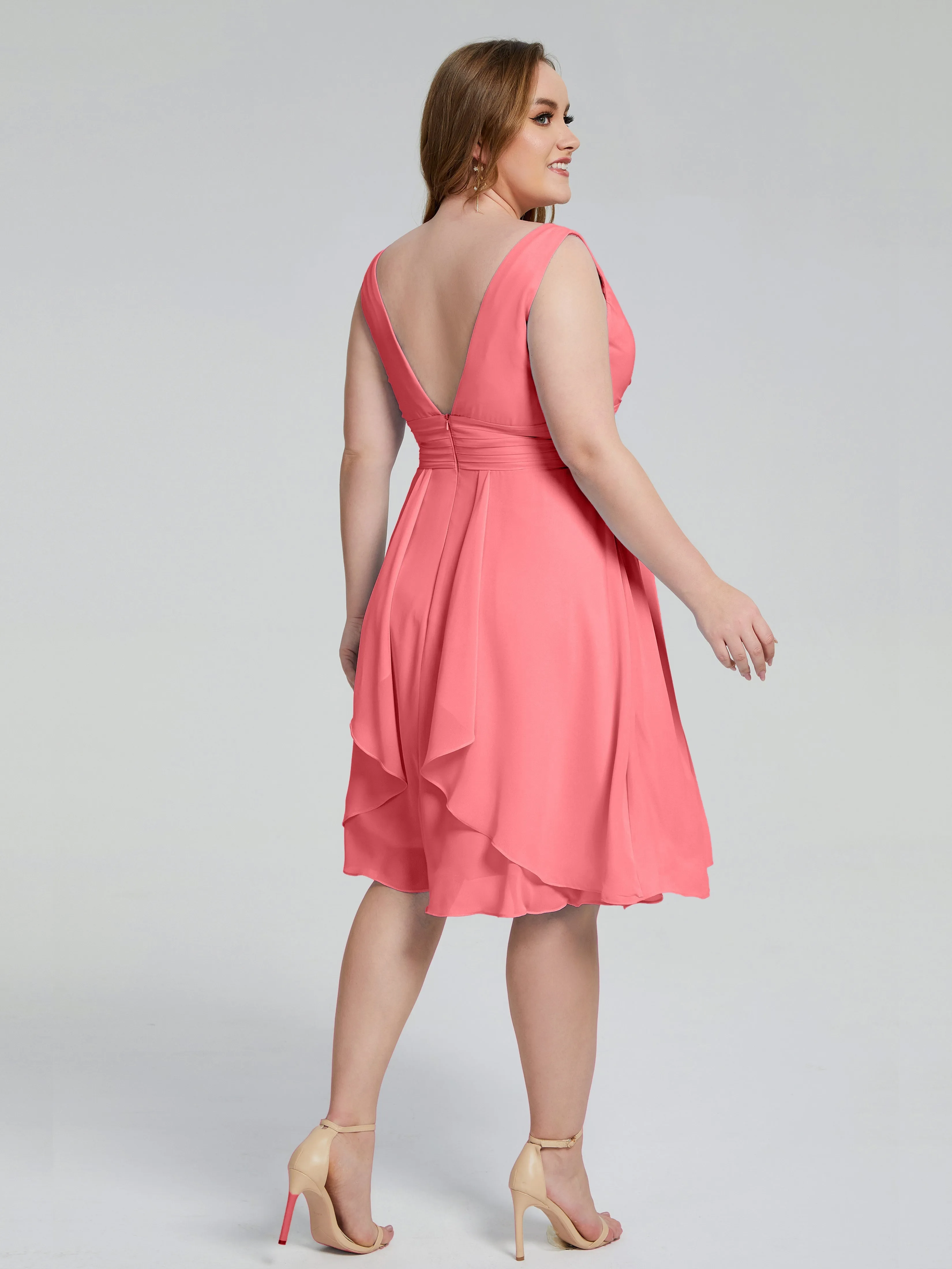 Callie Elegant Plus Size V-neck Chiffon Bridesmaid Dresses