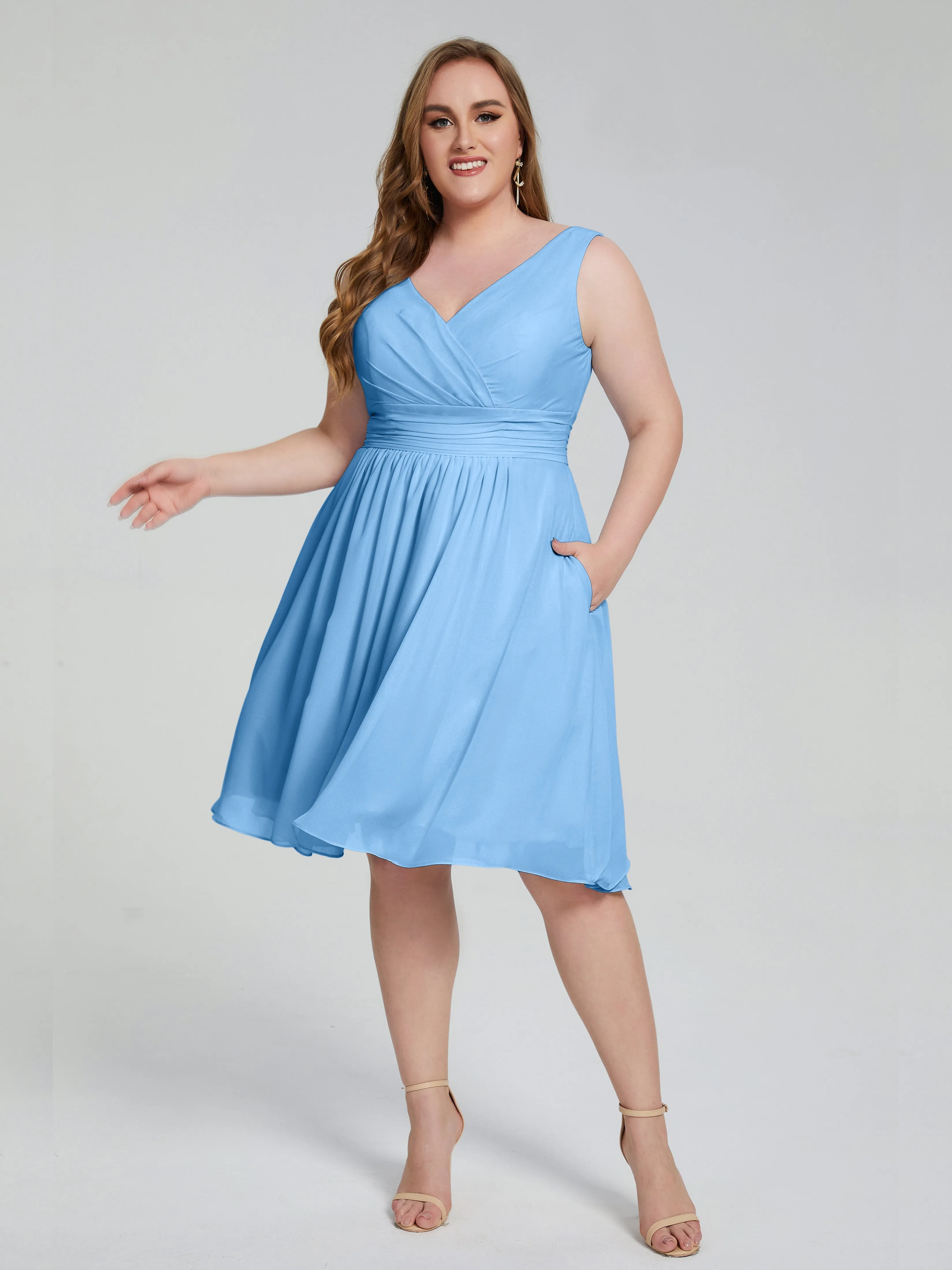 Callie Elegant Plus Size V-neck Chiffon Bridesmaid Dresses