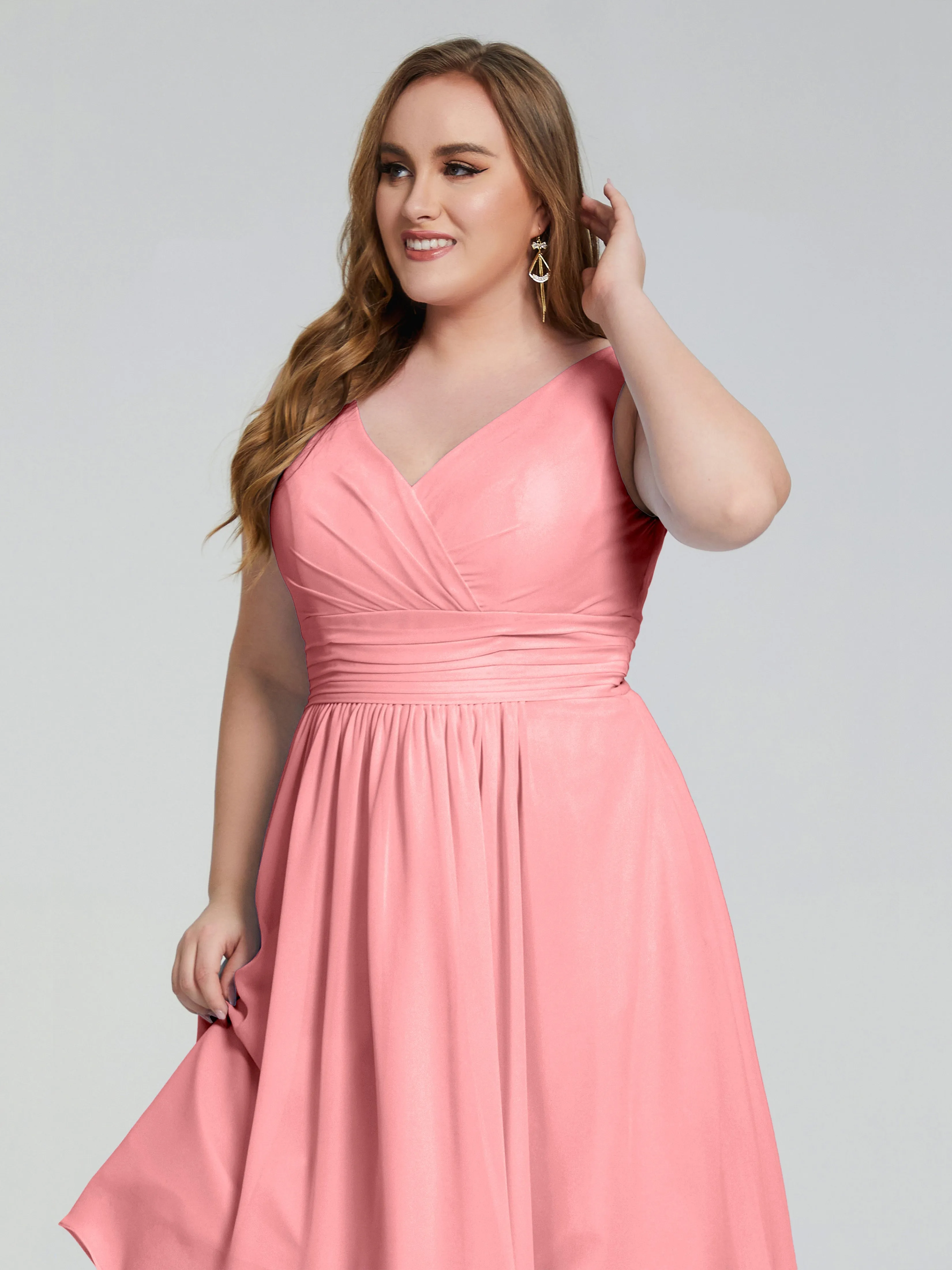 Callie Elegant Plus Size V-neck Chiffon Bridesmaid Dresses