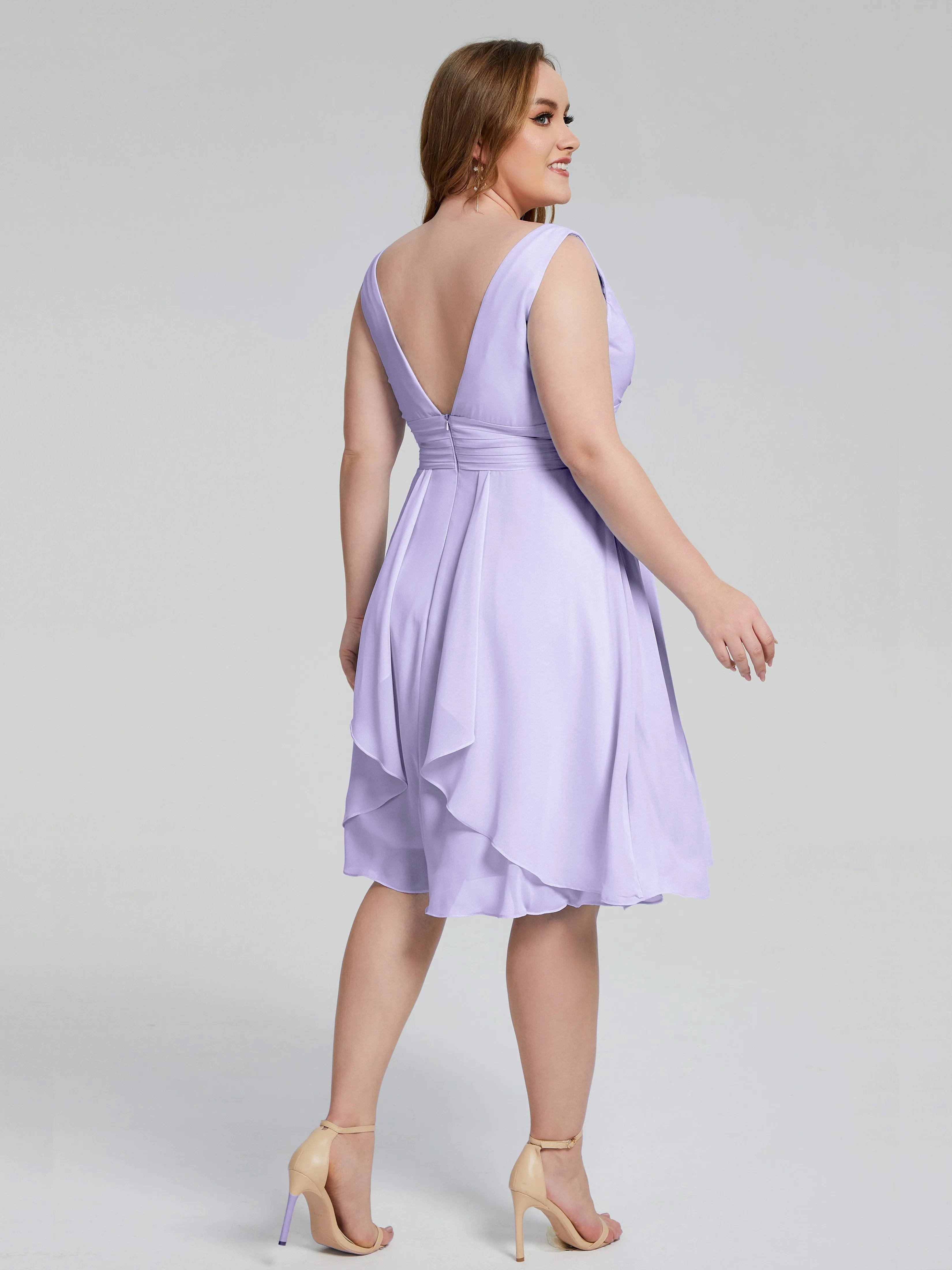 Callie Elegant Plus Size V-neck Chiffon Bridesmaid Dresses