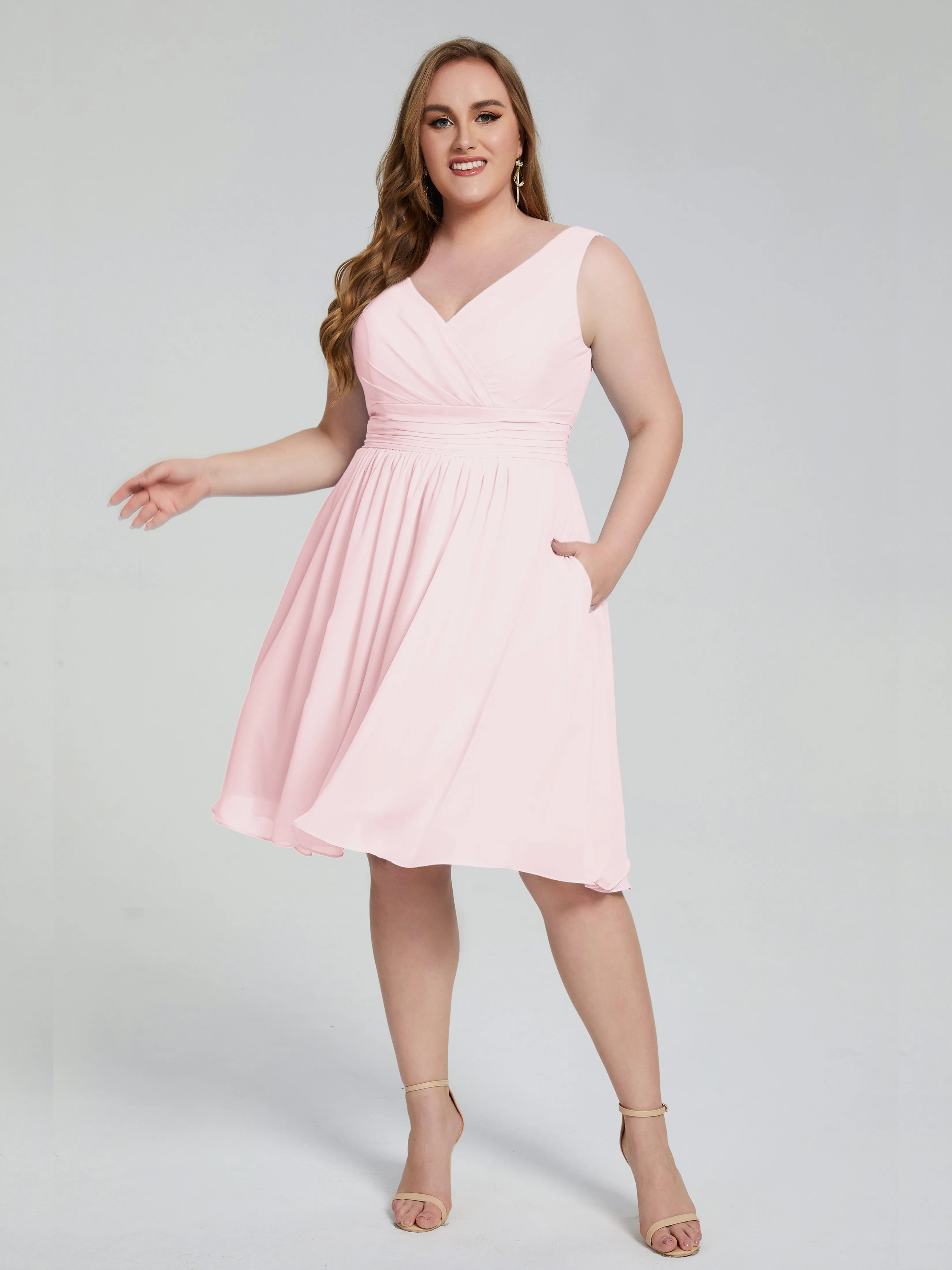 Callie Elegant Plus Size V-neck Chiffon Bridesmaid Dresses