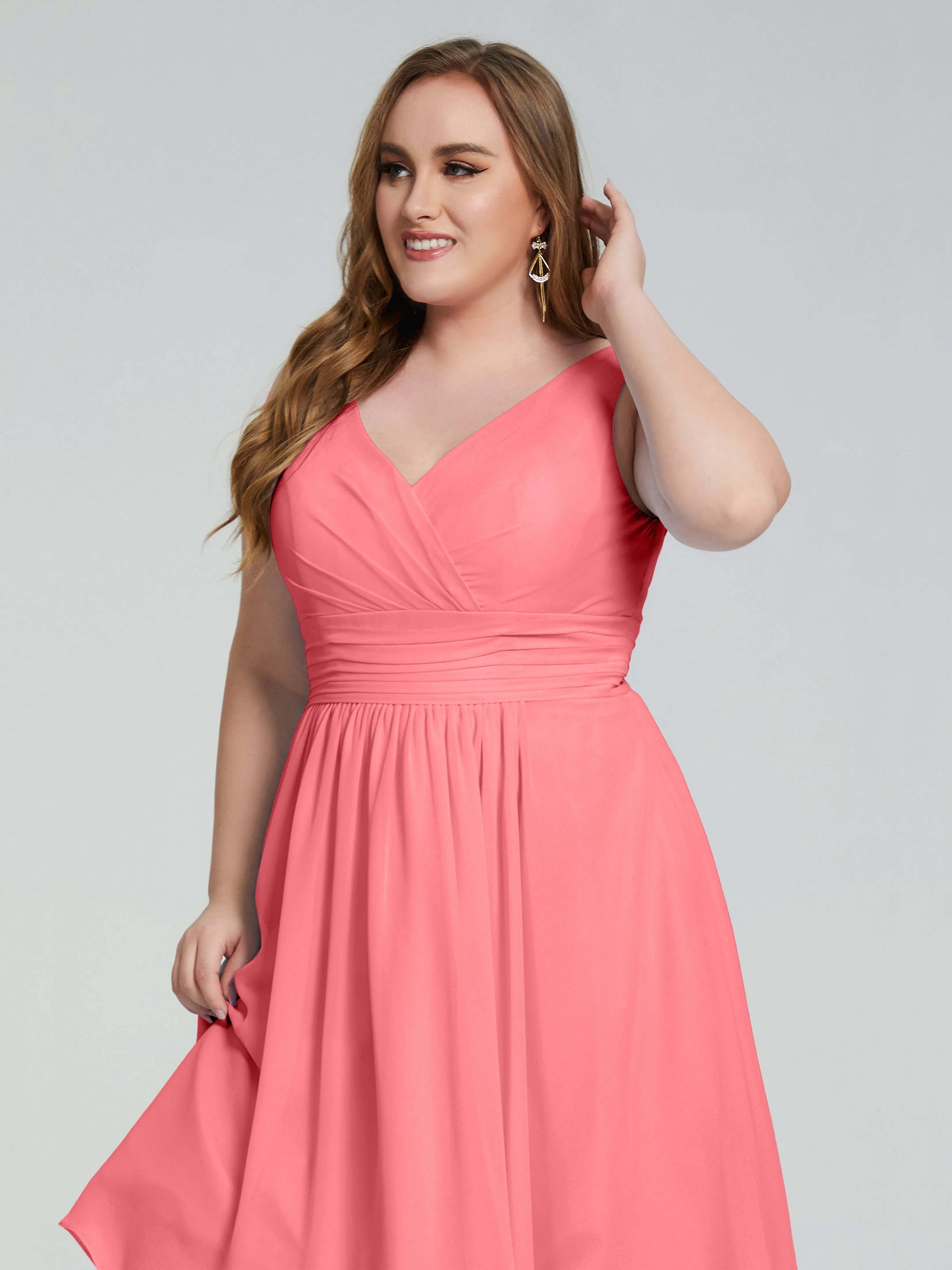 Callie Elegant Plus Size V-neck Chiffon Bridesmaid Dresses