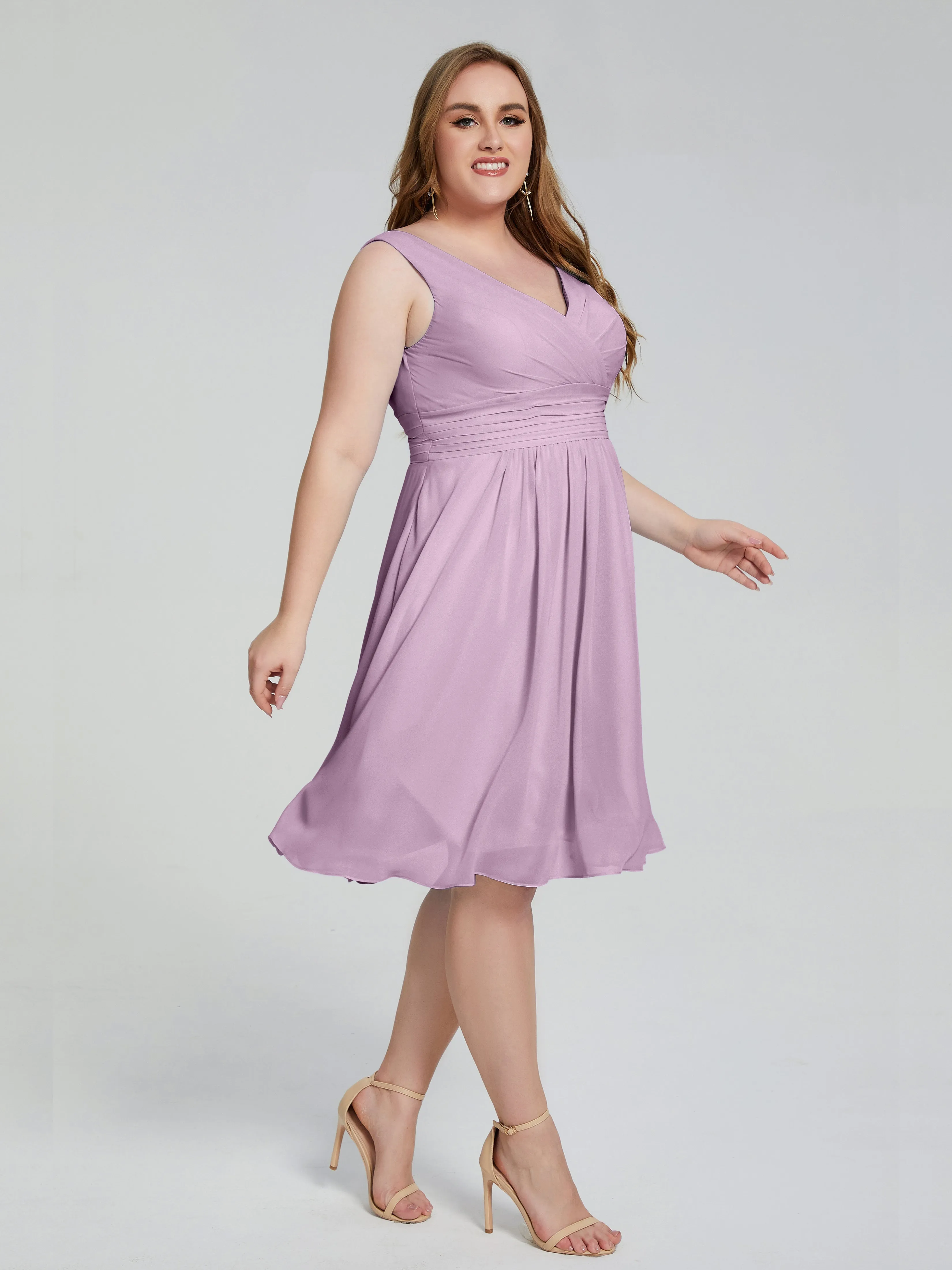 Callie Elegant Plus Size V-neck Chiffon Bridesmaid Dresses