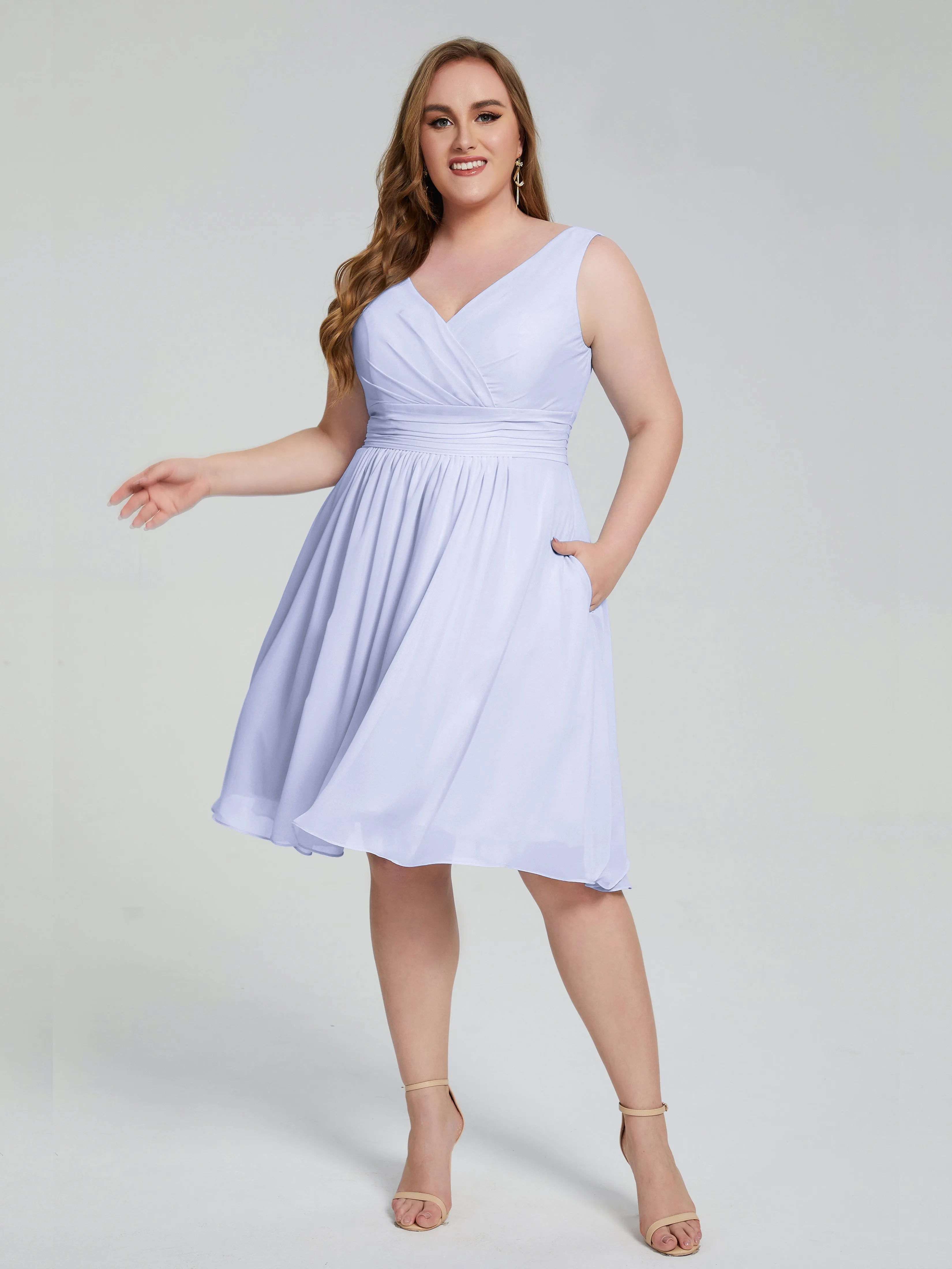 Callie Elegant Plus Size V-neck Chiffon Bridesmaid Dresses