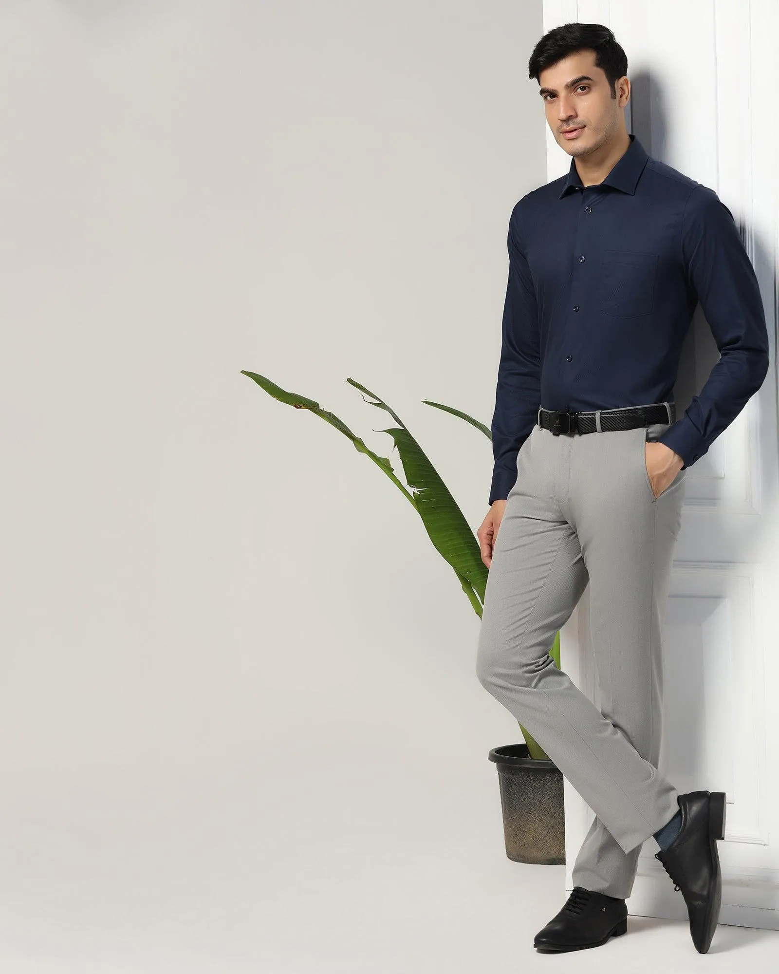 Non Iron Formal Navy Textured Shirt - P31