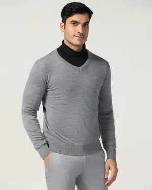 V-Neck Mid Grey Solid Sweater - Ken